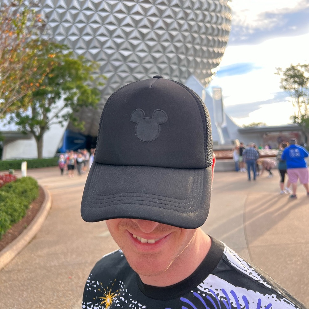 NWT Black on Black Mickey Mouse Disney SnapBack